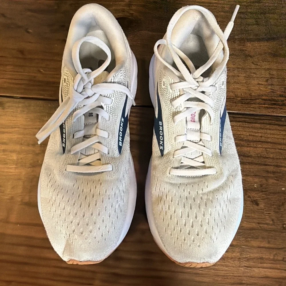 Brooks Ghost 16 Womens 9.5 B White Blue Pink Running Walking Shoes